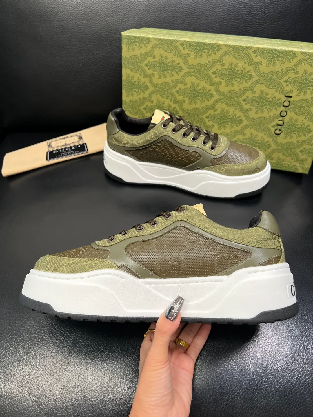 Men's shoes 💰840 Gucci high quality top crafts Gucci counter new original factory configuration, imported cowhide fabric from Italy, imported cowhide lining, breathable and comfortable, sole: original factory special supply original sole super comfortable, original factory and single goods, welcome to compare, code number 38-44 (customized 45 46)